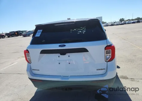 2022 Ford Explorer Police Interceptor z USA, uszkodzony, nr VIN 1FM5K8AB8NGA31070